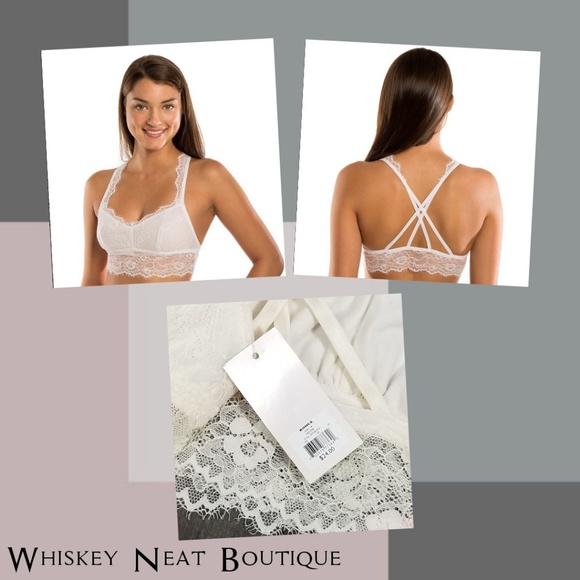 Candie's Eyelash Lace Bralette in Pristine - Picture 2 of 3